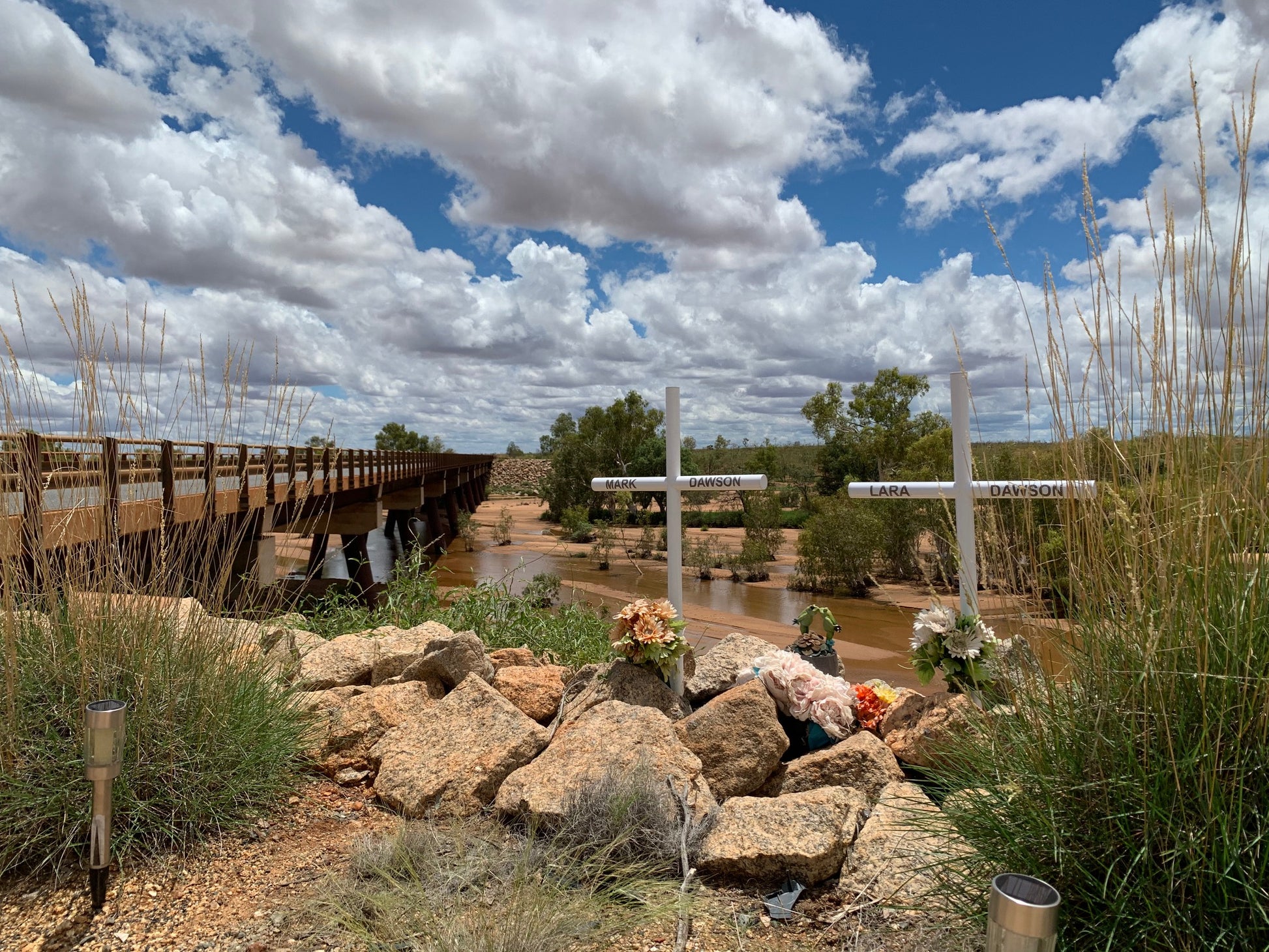 Everlasting Cross Memorial Ships International,The Loss Of This Couple Is Symbolized By Two Custom Engraved White Crosses Next to The Roadside in Australia. Their Memorial Will Be Timeless and The Memories Held By Their Loved Ones Lost