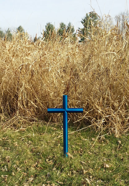 Small Everlasting Cross is placed in a yard, as a remembrance of the loss of a love one.  Add engraving, either their life dates, a phrase or thoughts that remind you of them. It creates their Tribute as unique as they were. 